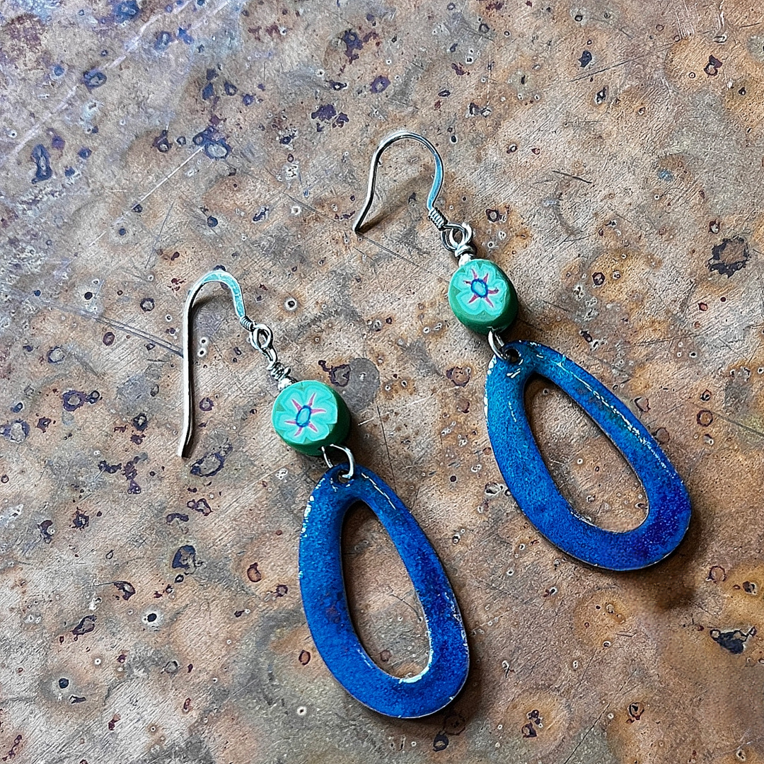 Playful Swing: Green-to-Blue Oval Circle Enamel Earrings