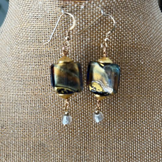 Murano Liquid Gold Cubes with Brushed Gold Caps and Silver Foiled Bead